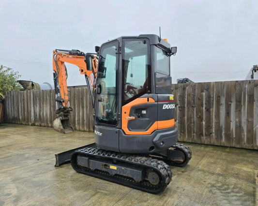 Mini pelle Doosan DX27Z-7 – 2022