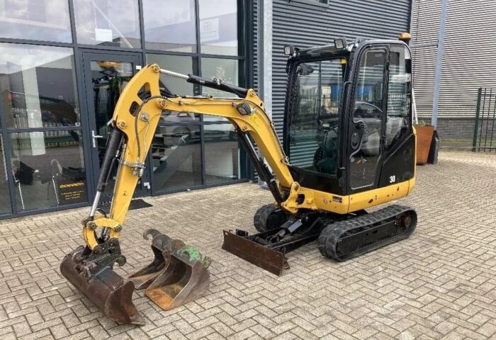 Mini pelle Caterpillar 301.7 D – 2016