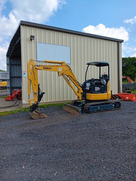 Mini pelle Kobelco SK35SR-6E – 2023